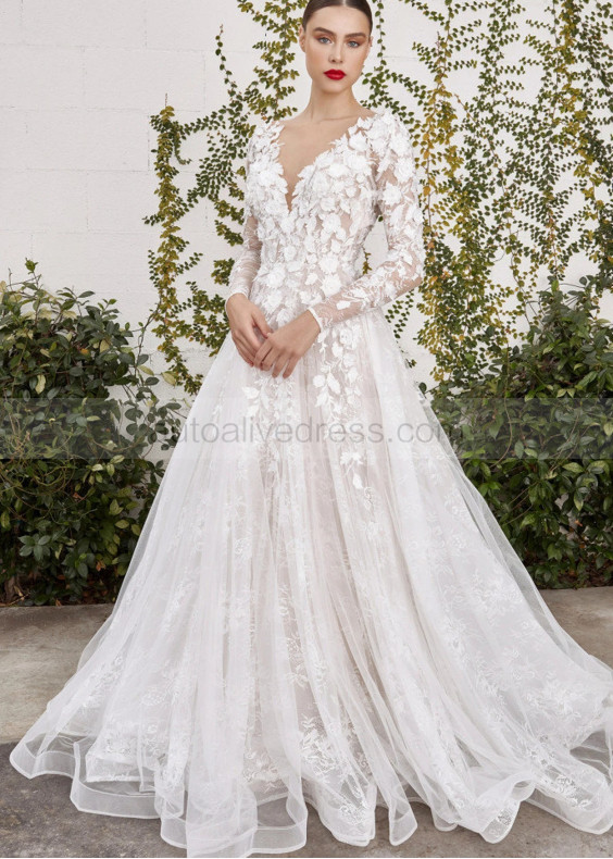 Classic Ivory Lace Tulle V Back Wedding Dress Classic Ivory Lace Tulle V Back Wedding Dress